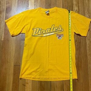 Pittsburgh Pirates Yellow T-Shirt